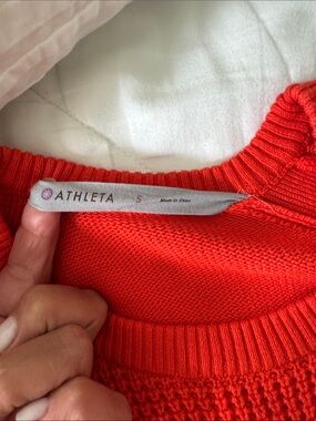 Athleta Vibrant Red Crewneck Knit Top